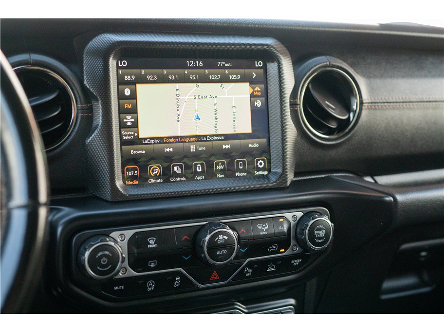 Used 2021 Jeep Wrangler Unlimited Sahara AWD/4WD image 18