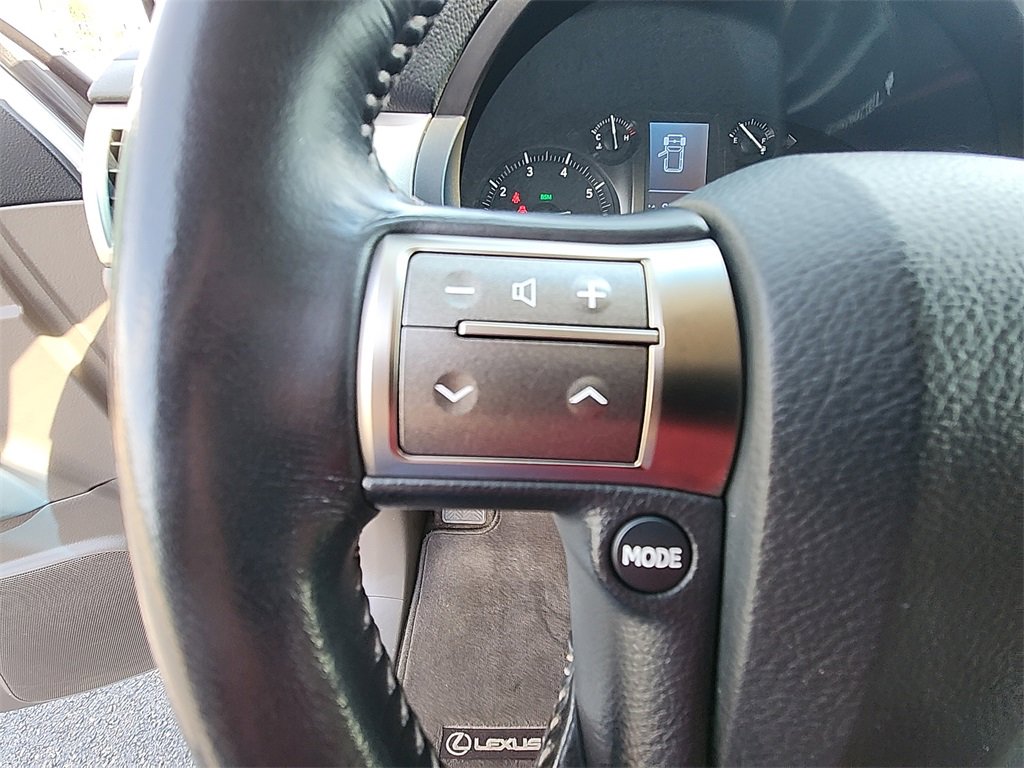 Used 2017 Lexus GX 460 image 18