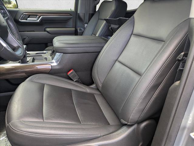 Used 2024 Chevrolet Silverado 1500 RST w/ Redline Edition AWD/4WD image 15