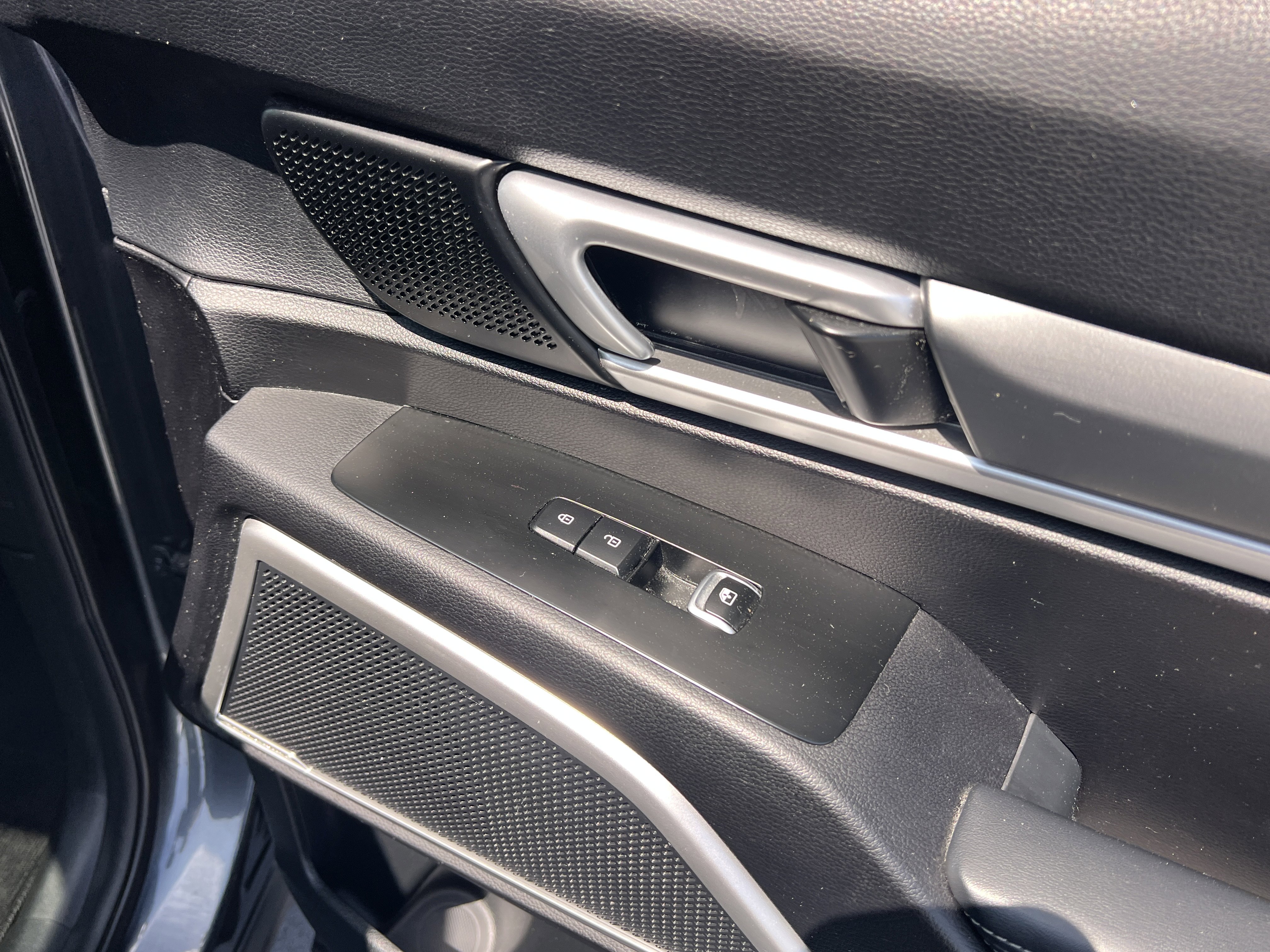 Certified 2020 Kia Telluride S image 18