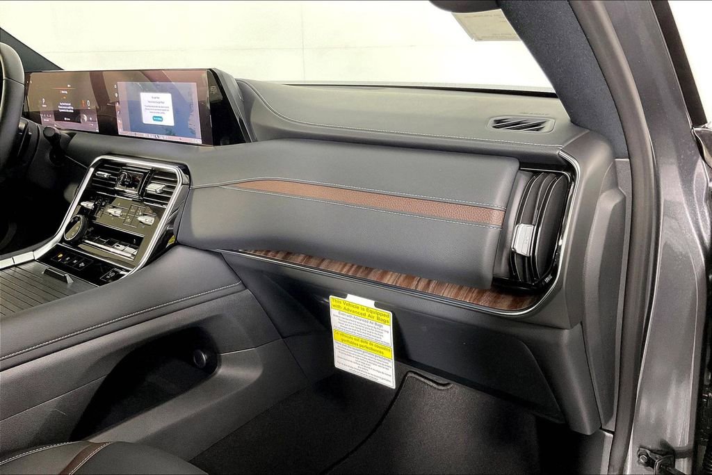 New 2026 Nissan Armada SL w/ Captain's Chari Seat Package RWD image 18