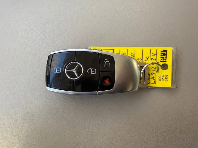 Used 2020 Mercedes-Benz S 560 Sedan image 42