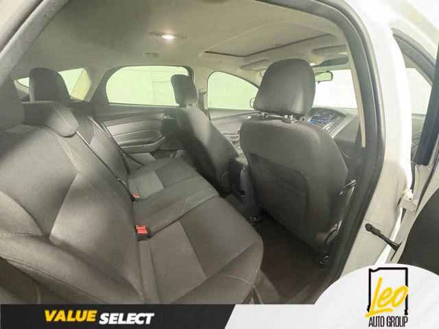 Used 2017 Ford Focus SEL FWD image 9
