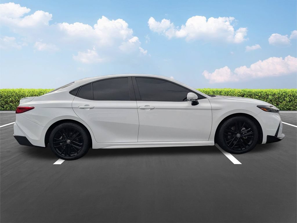 Certified 2025 Toyota Camry SE FWD image 3