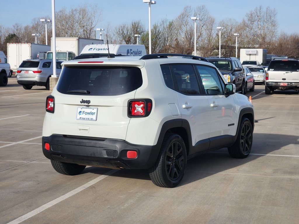 Used 2018 Jeep Renegade Altitude FWD image 7