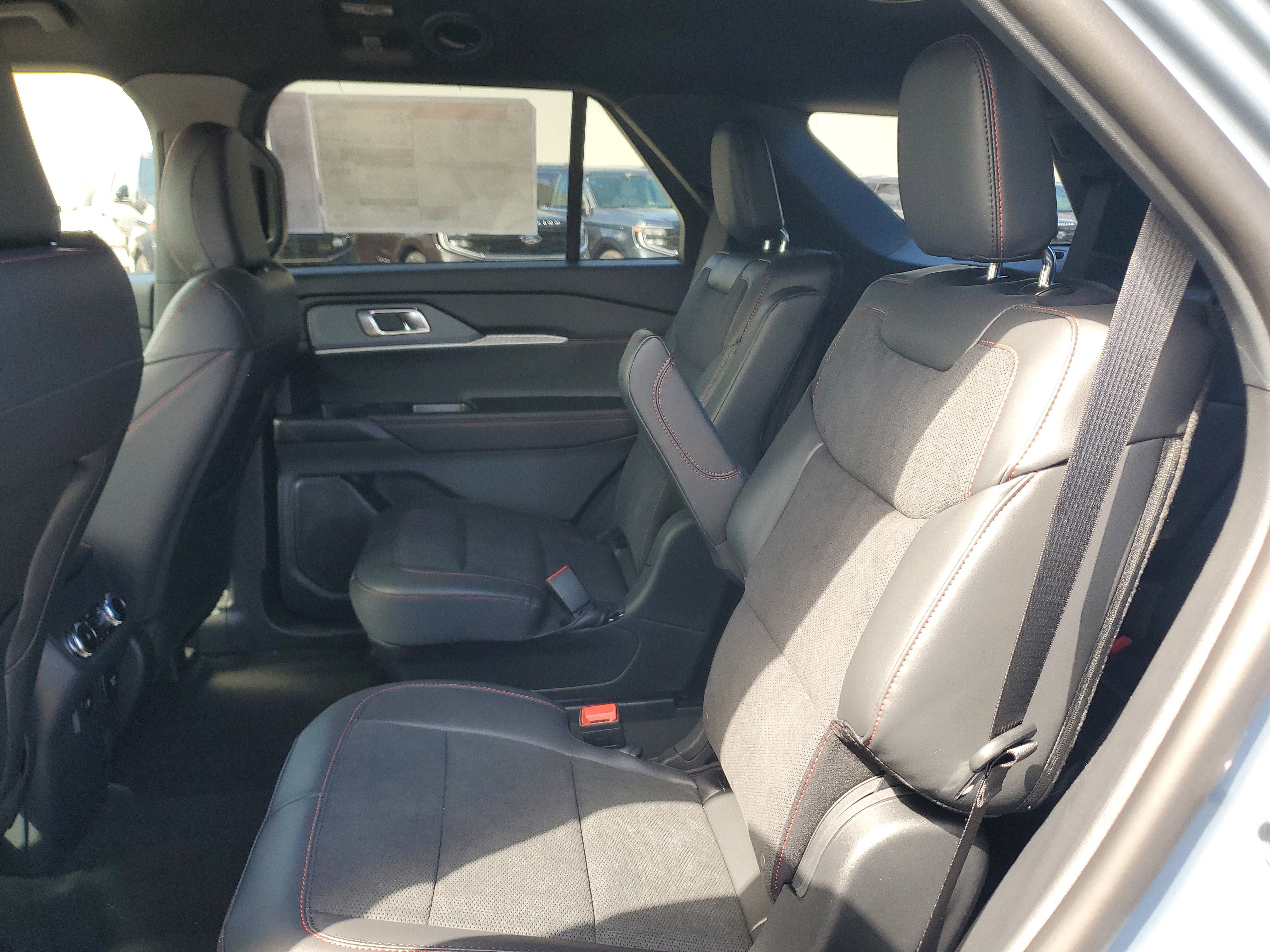 New 2026 Ford Explorer ST AWD/4WD image 11