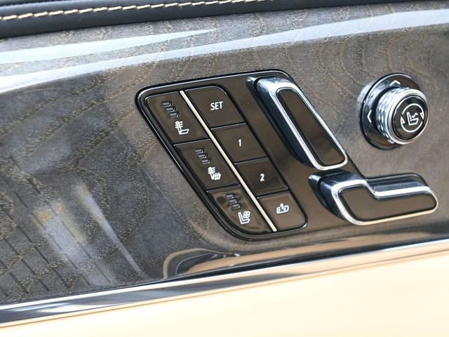 New 2025 Cadillac Escalade IQ Luxury 2 image 20