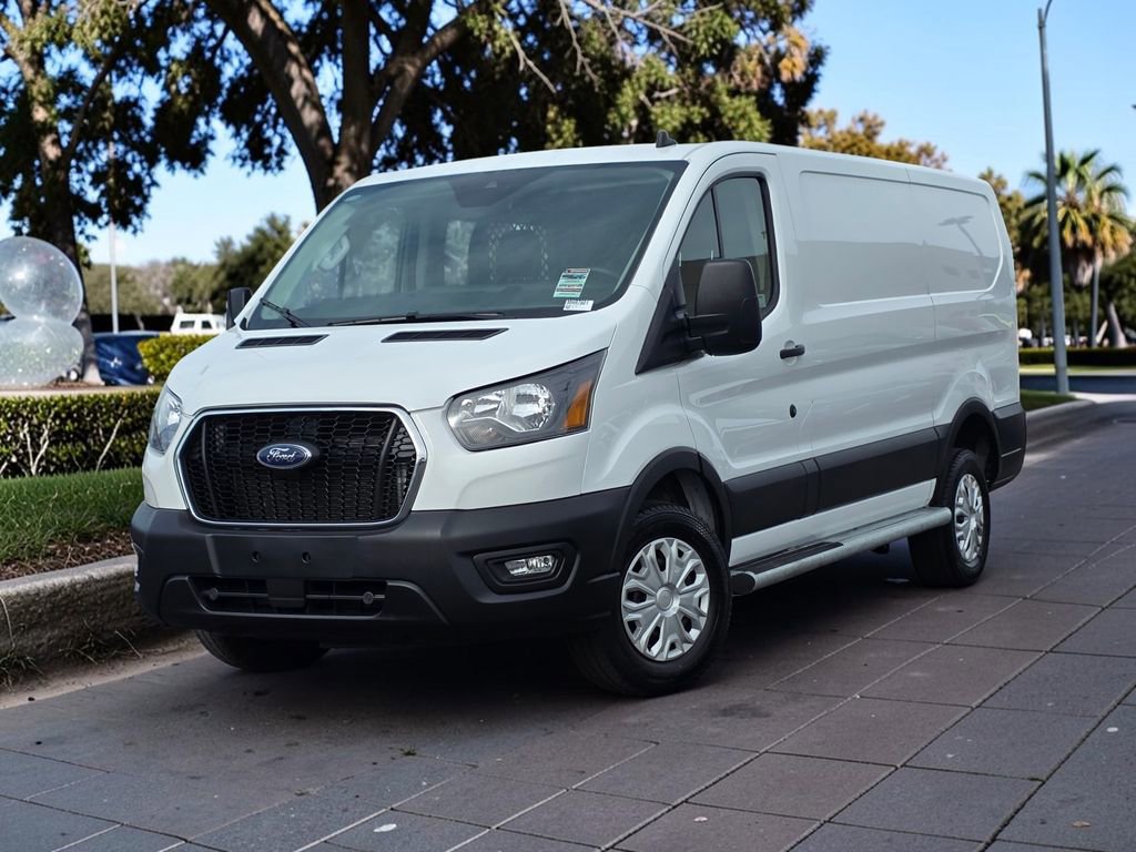 Used 2024 Ford Transit 250 Low Roof w/ Exterior Upgrade Package RWD image 2