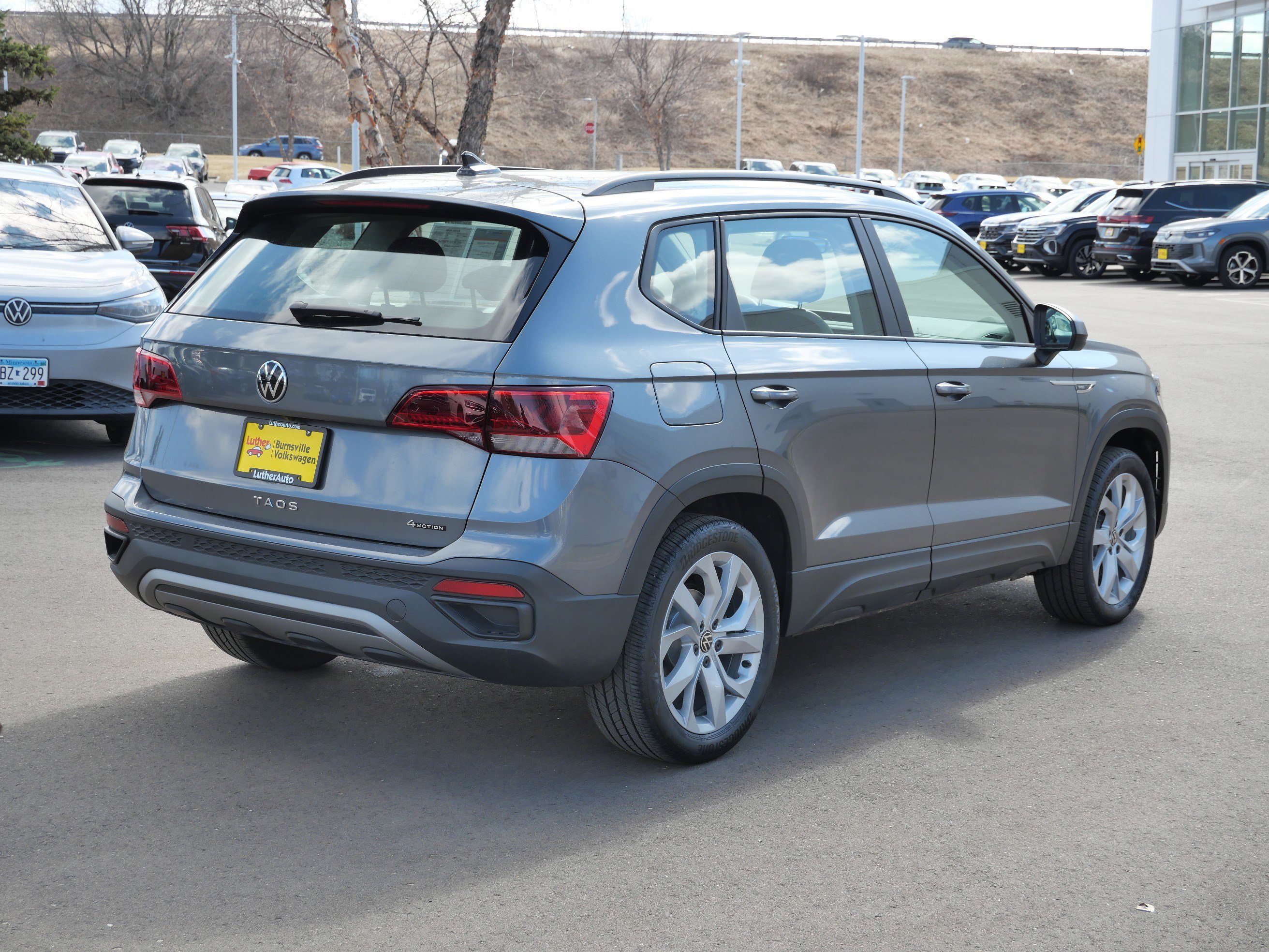 Used 2023 Volkswagen Taos S image 7