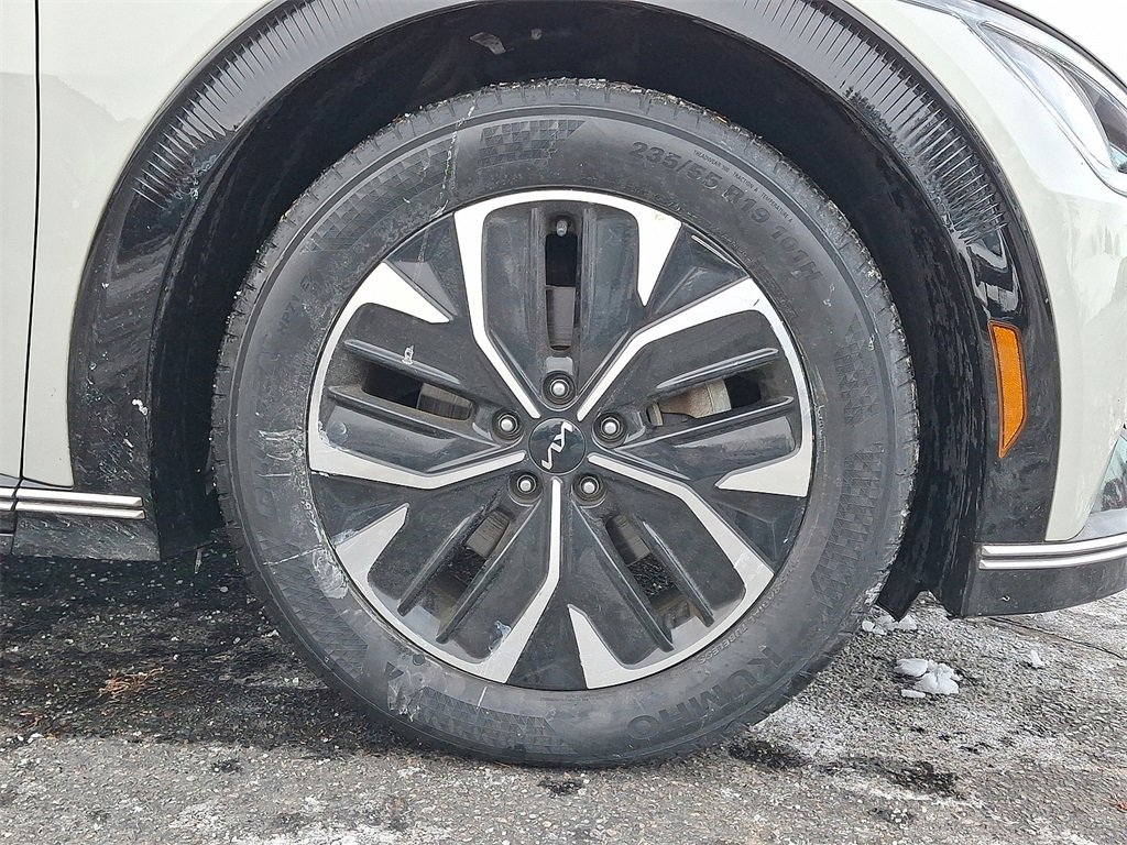 Certified 2022 Kia EV6 Wind image 19