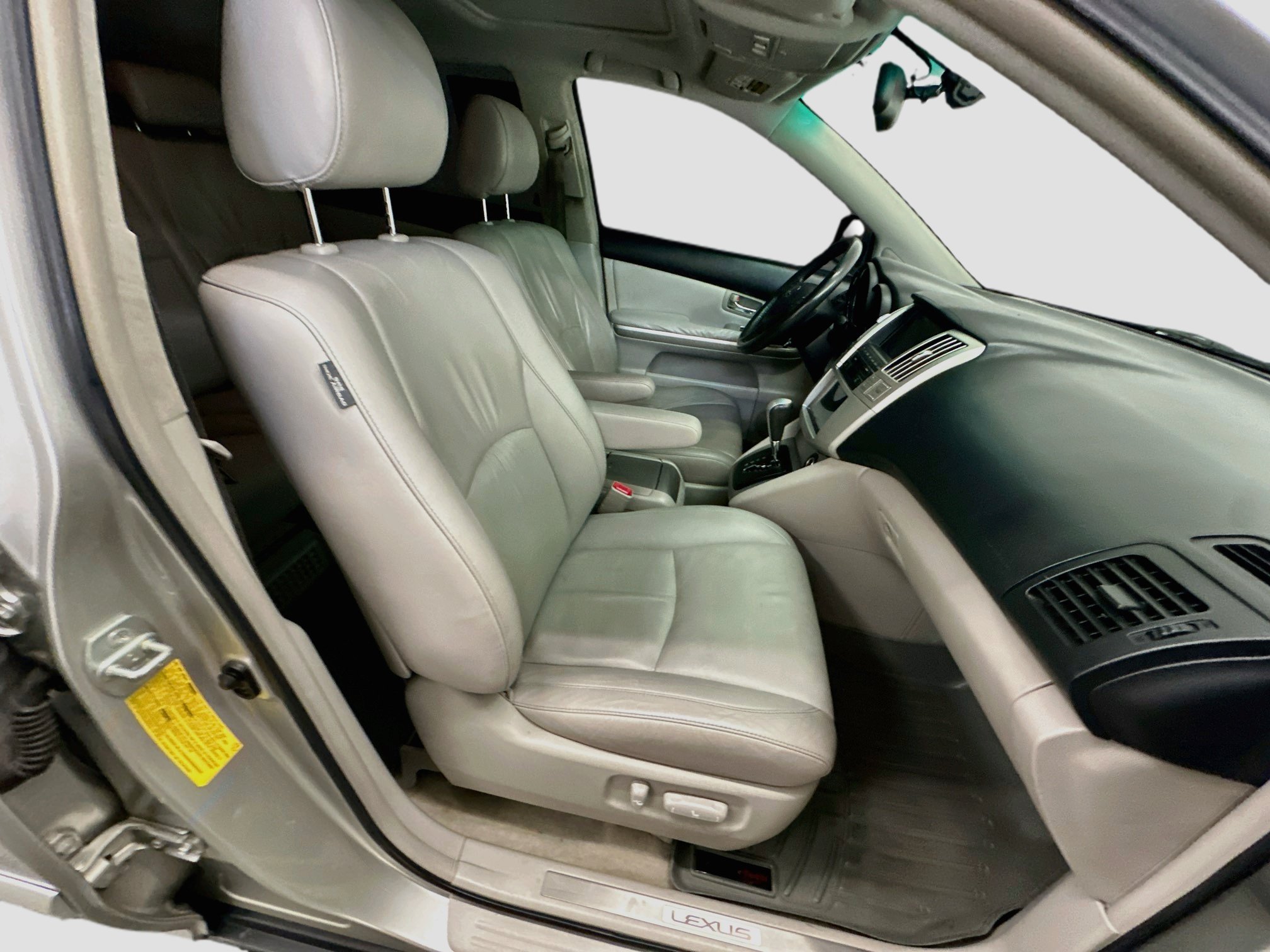 Used 2006 Lexus RX 400h AWD image 34