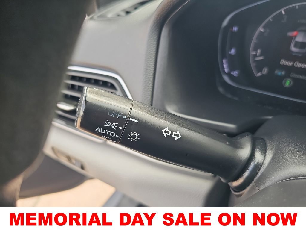Used 2018 Honda Accord LX image 19