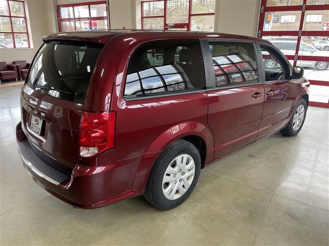 Used 2017 Dodge Grand Caravan SE FWD image 7