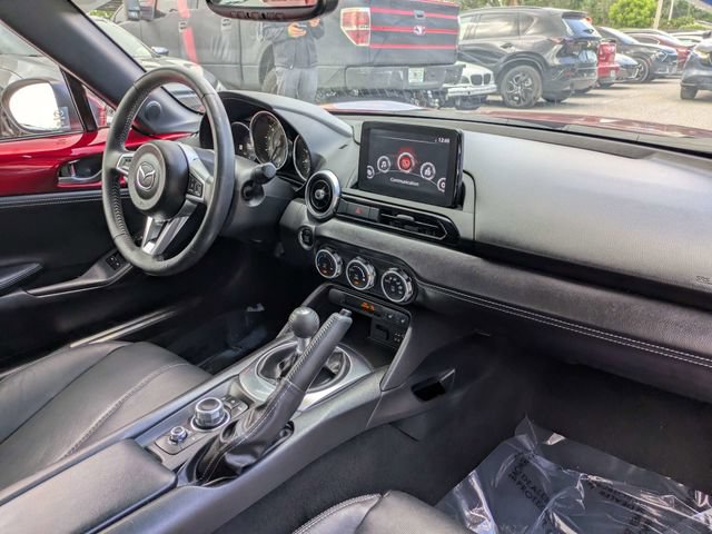 Used 2023 MAZDA MX-5 Miata Grand Touring w/ Weather Package RWD image 11