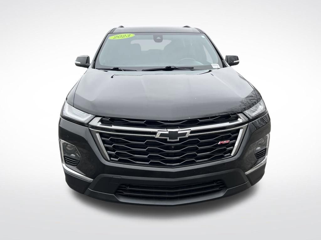 Used 2023 Chevrolet Traverse RS w/ LPO, Floor Liner Package image 9