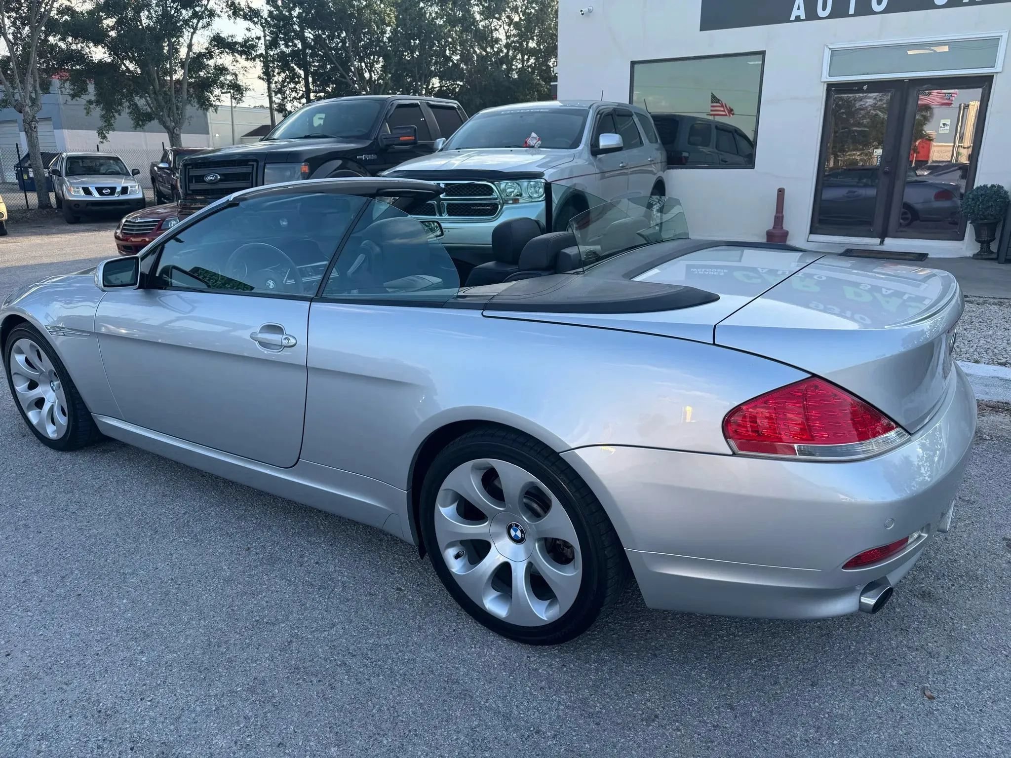 Used 2007 BMW 650i Convertible RWD image 16