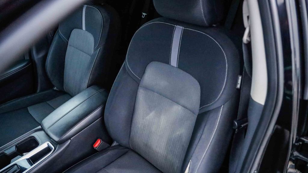 Used 2021 Nissan Sentra SV w/ Trunk Package image 25