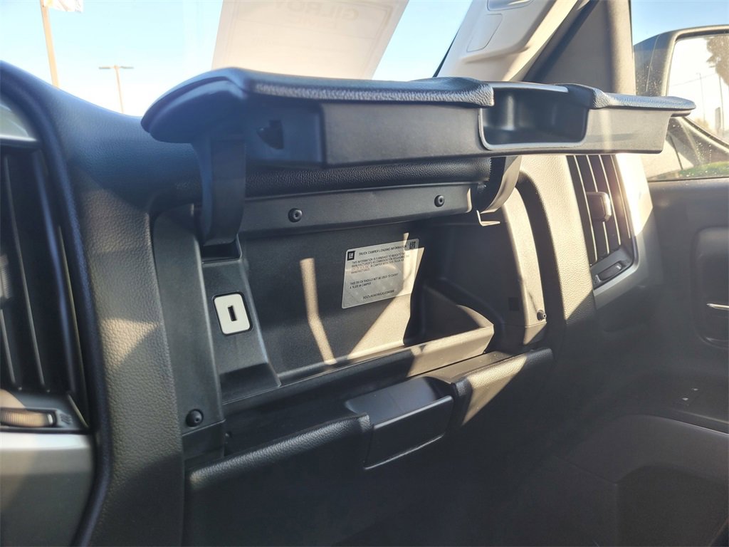 Used 2018 Chevrolet Silverado 1500 LT w/ LT Eassist Package image 38