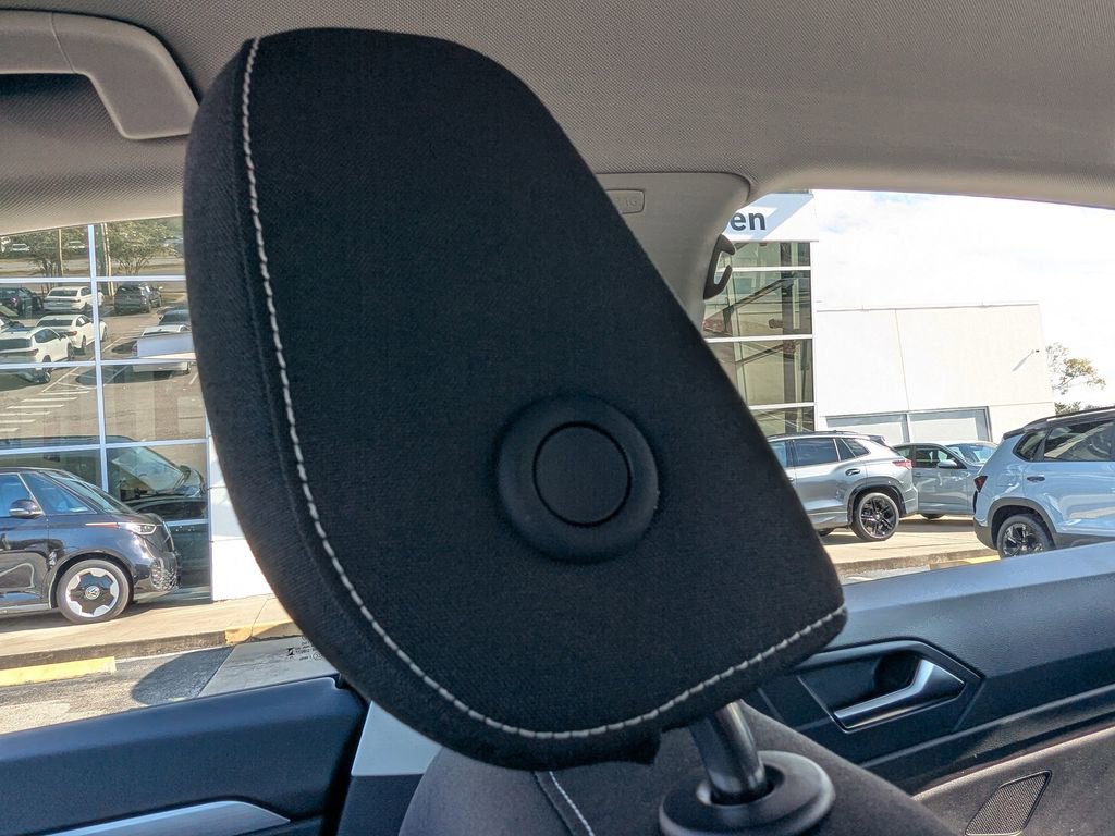 New 2026 Volkswagen Jetta S image 39