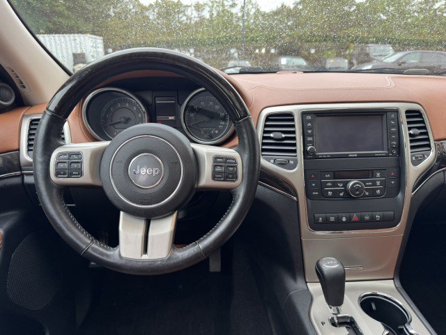 Used 2012 Jeep Grand Cherokee Overland Summit AWD/4WD image 27
