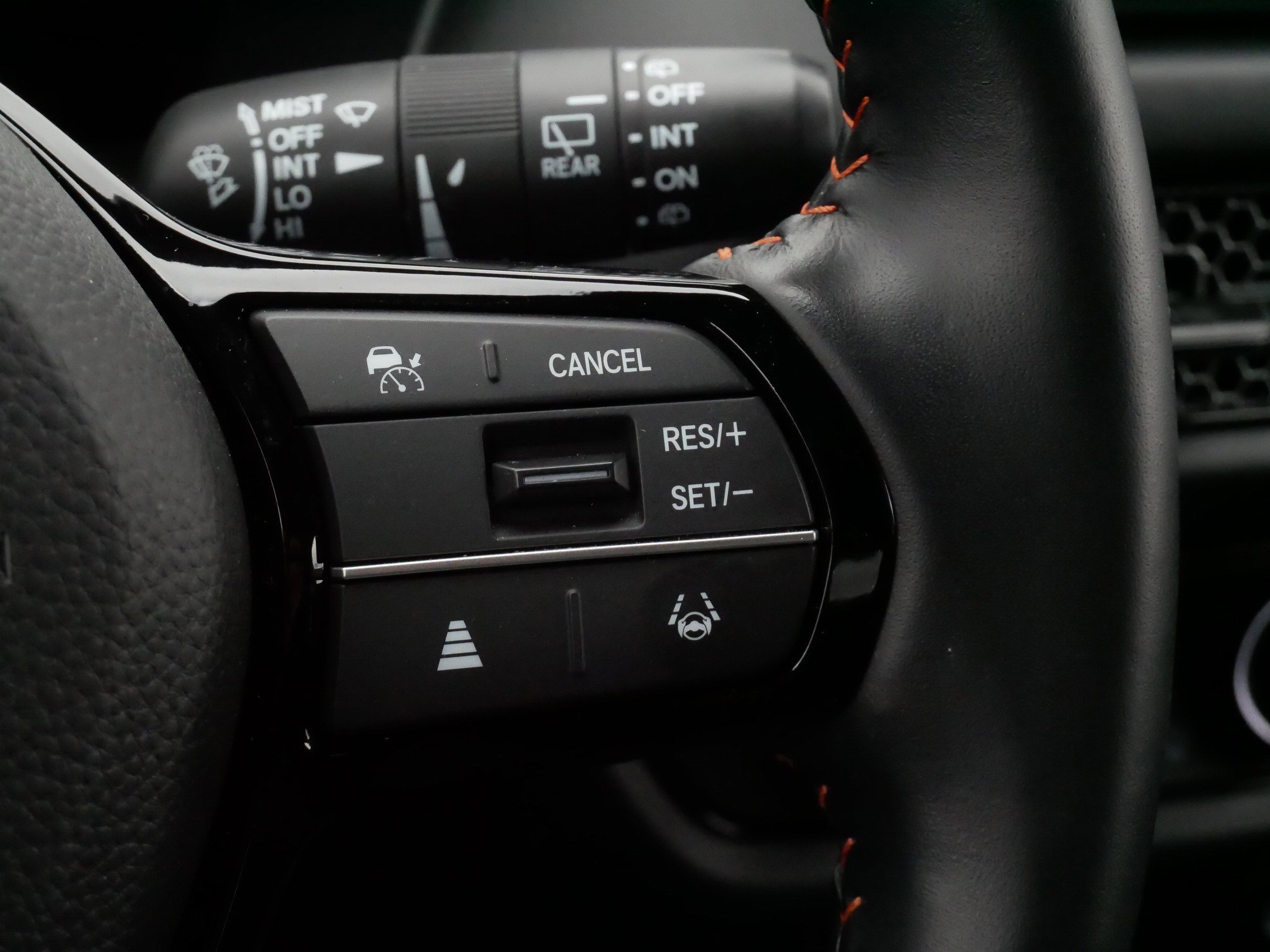 Used 2025 Honda HR-V Sport image 26