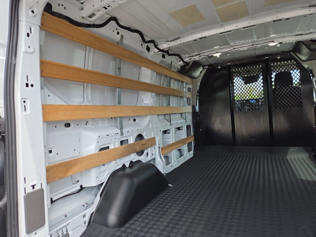 Used 2024 Ford Transit 250 Low Roof w/ Exterior Upgrade Package image 17