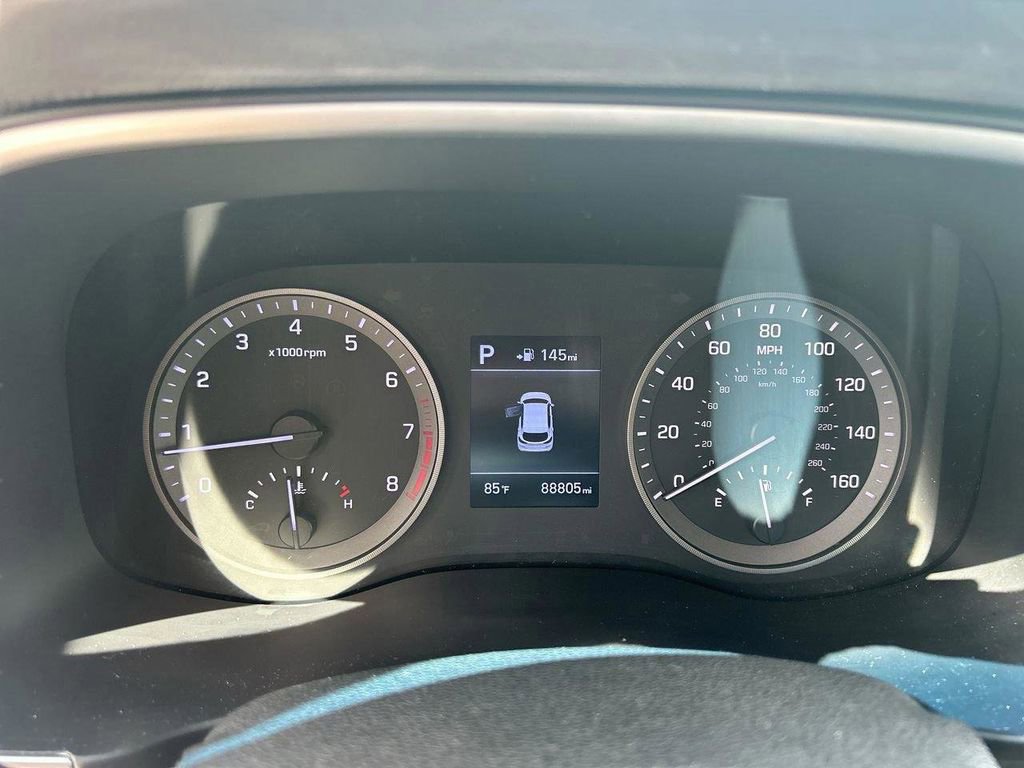 Used 2019 Hyundai Santa Fe SE FWD image 26