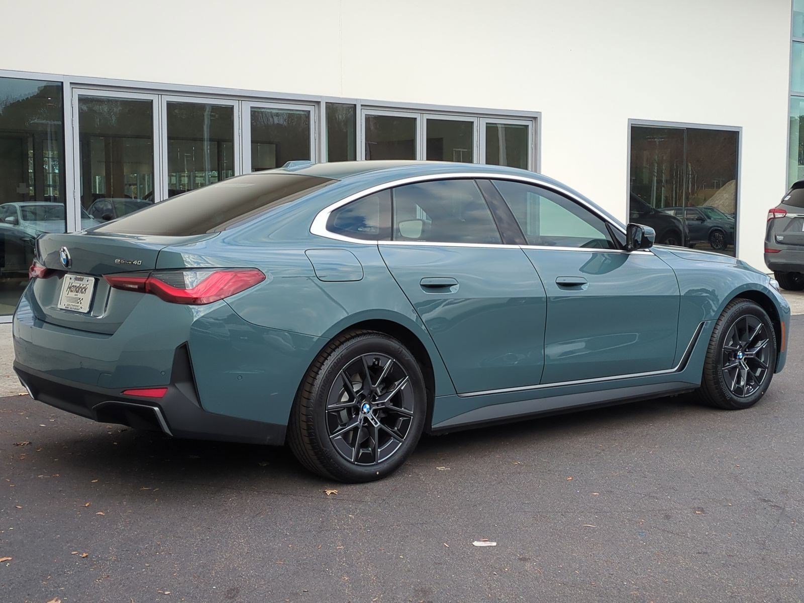 Used 2026 BMW i4 eDrive40 w/ Premium Package RWD image 10