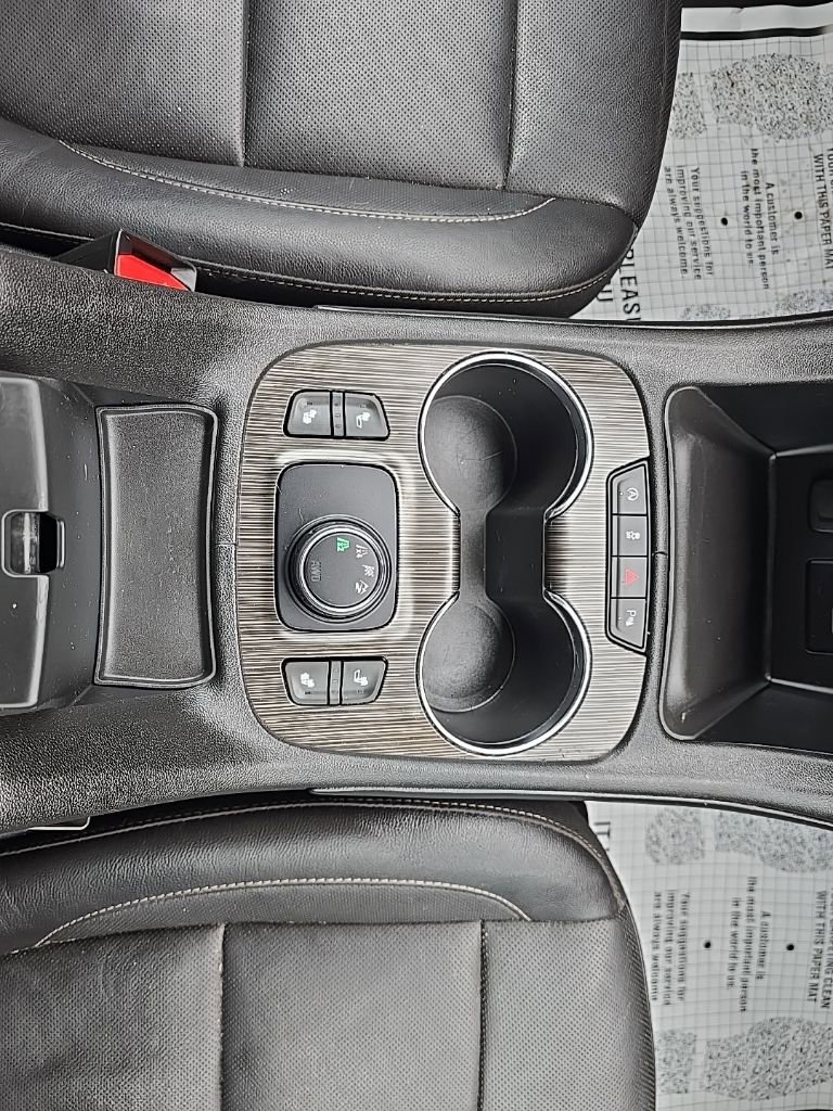 Used 2020 GMC Acadia SLT image 36