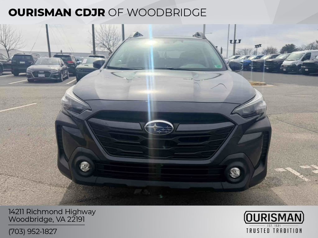 Used 2023 Subaru Outback Premium image 2