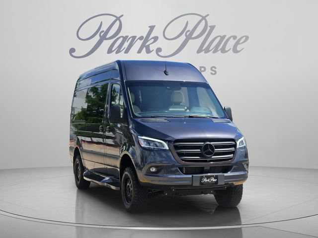Used 2023 Mercedes-Benz Sprinter 2500 image 4