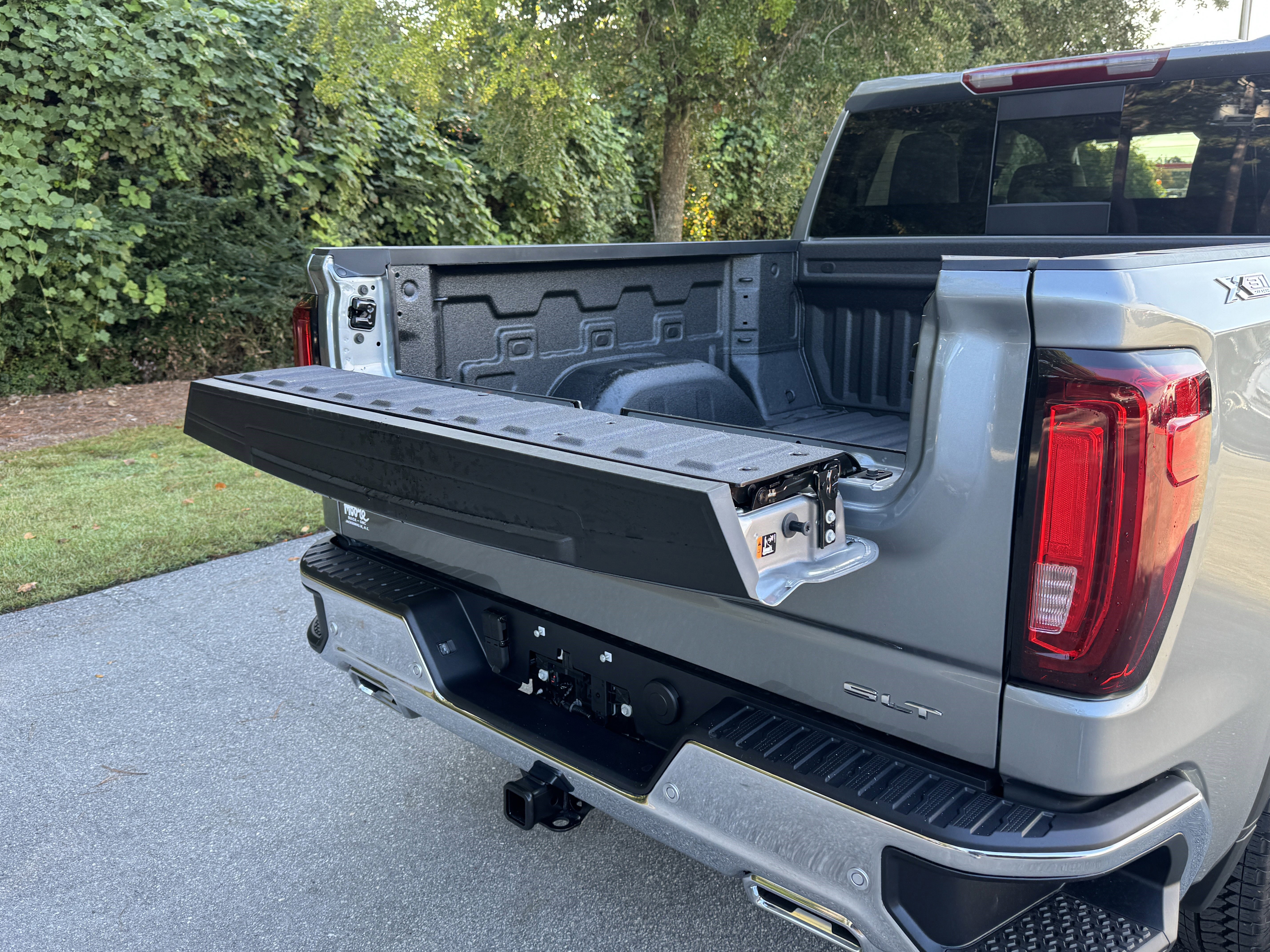 New 2026 GMC Sierra 1500 SLT w/ SLT Premium Plus Package image 5