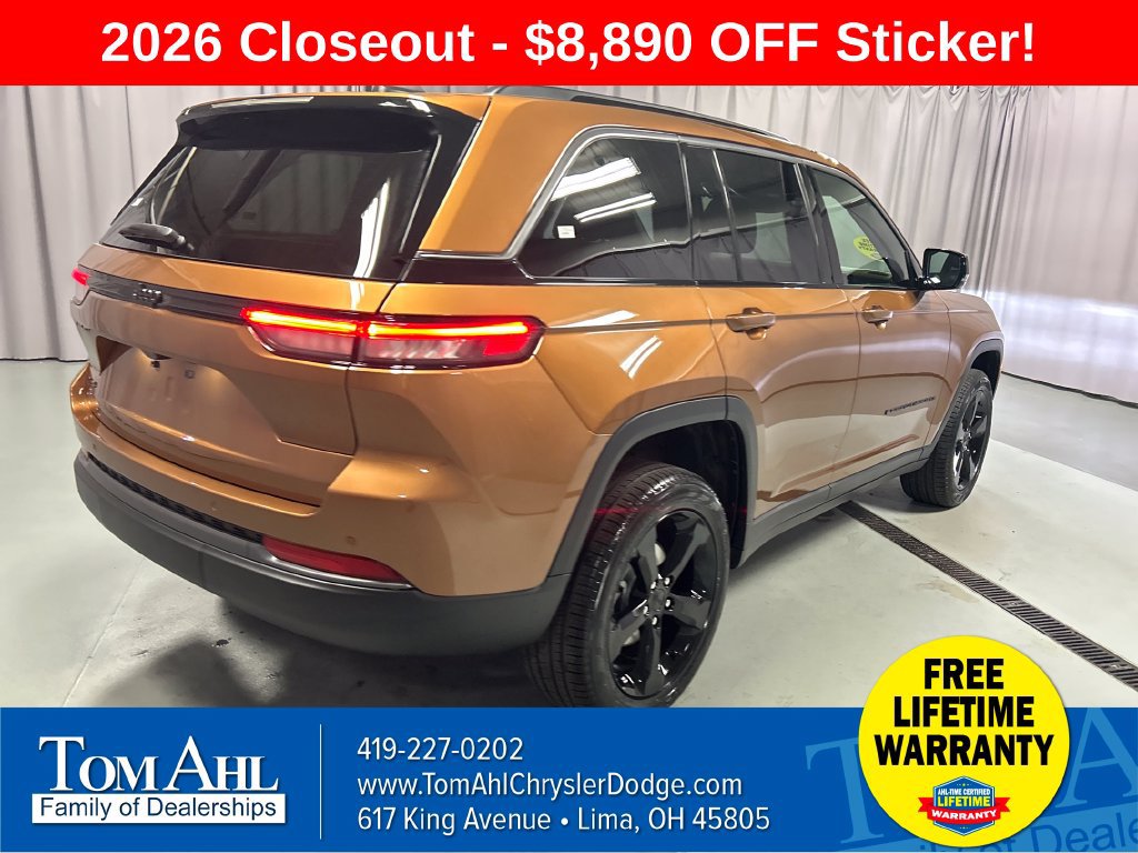 New 2026 Jeep Grand Cherokee Limited w/ Limited Altitude Package AWD/4WD image 7