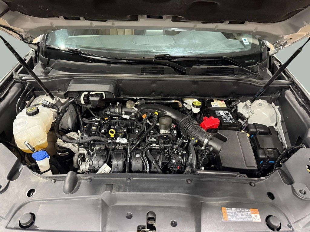 Certified 2023 Lincoln Nautilus Reserve w/ Equipment Group 201A image 28