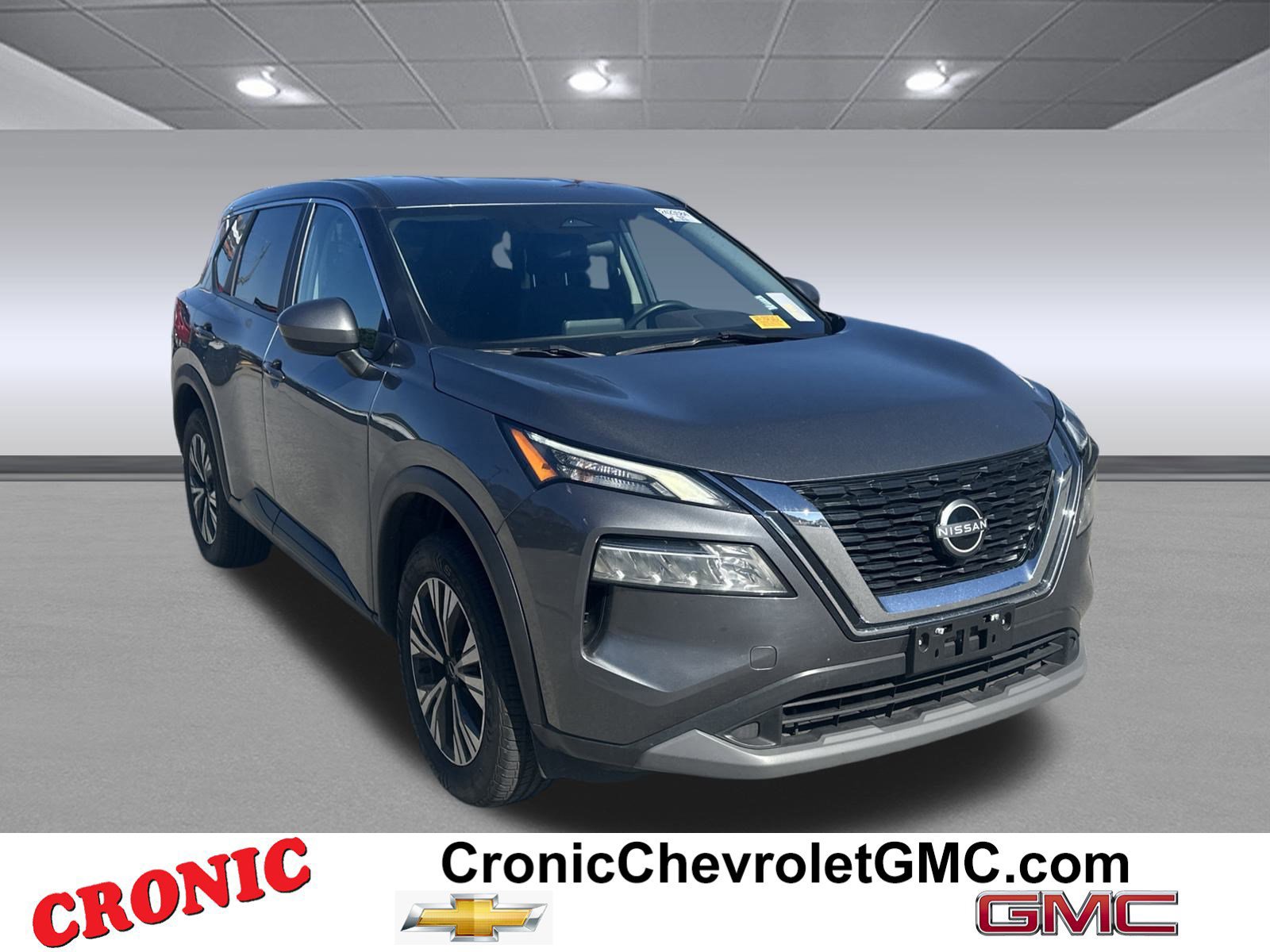 Used 2023 Nissan Rogue SV image 1