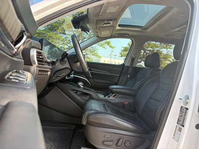 Certified 2024 Kia Telluride SX Prestige w/ Towing Package AWD/4WD image 19