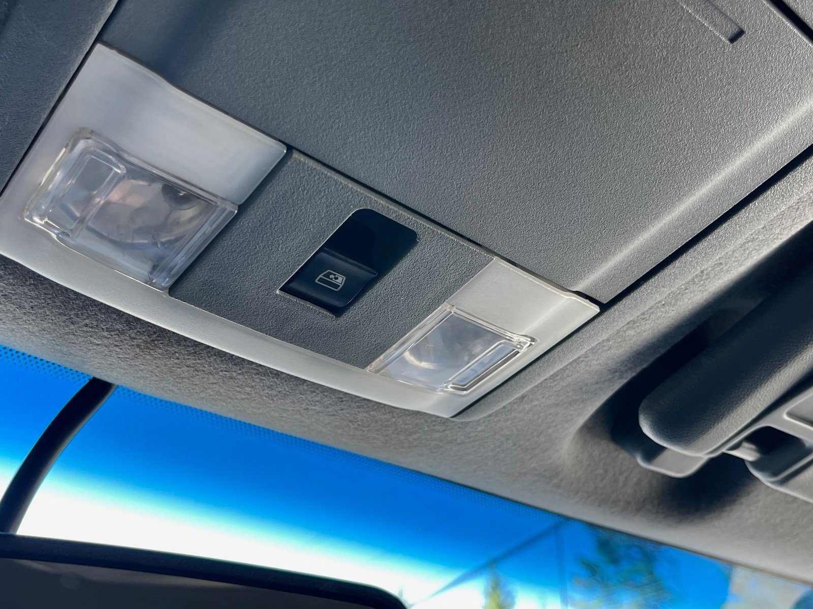 Used 2012 Ford F250 Lariat image 43