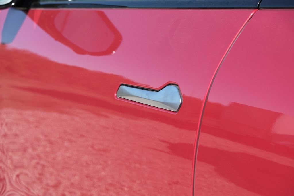New 2024 VinFast VF 9 Plus AWD/4WD image 32