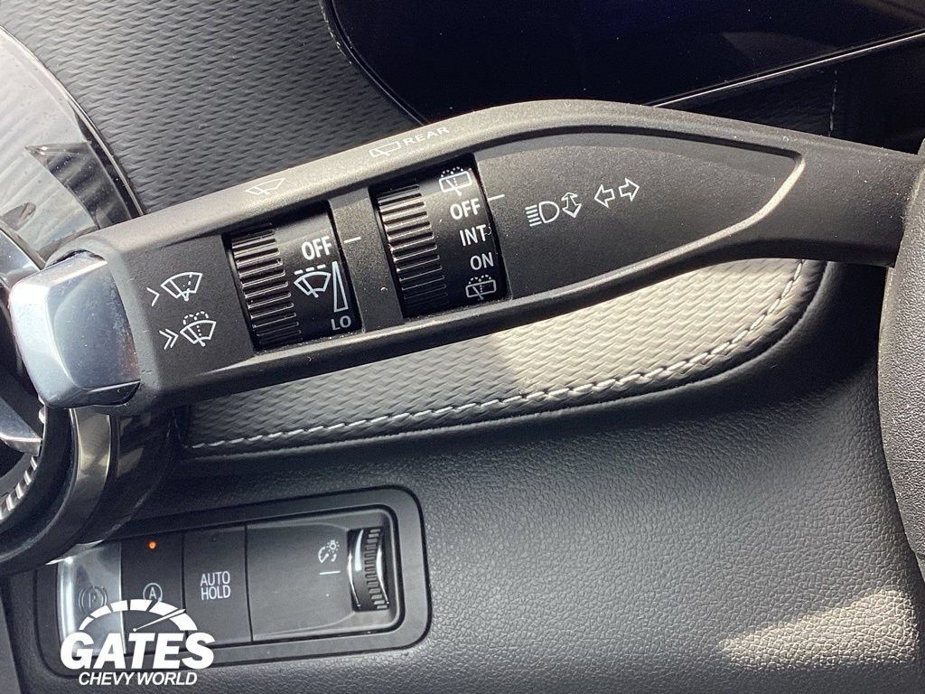 Used 2026 Chevrolet Equinox LT FWD image 23