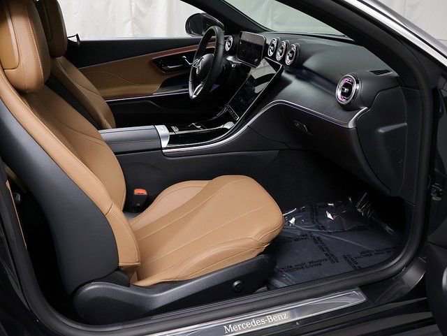Certified 2026 Mercedes-Benz CLE 300 4MATIC Coupe image 28