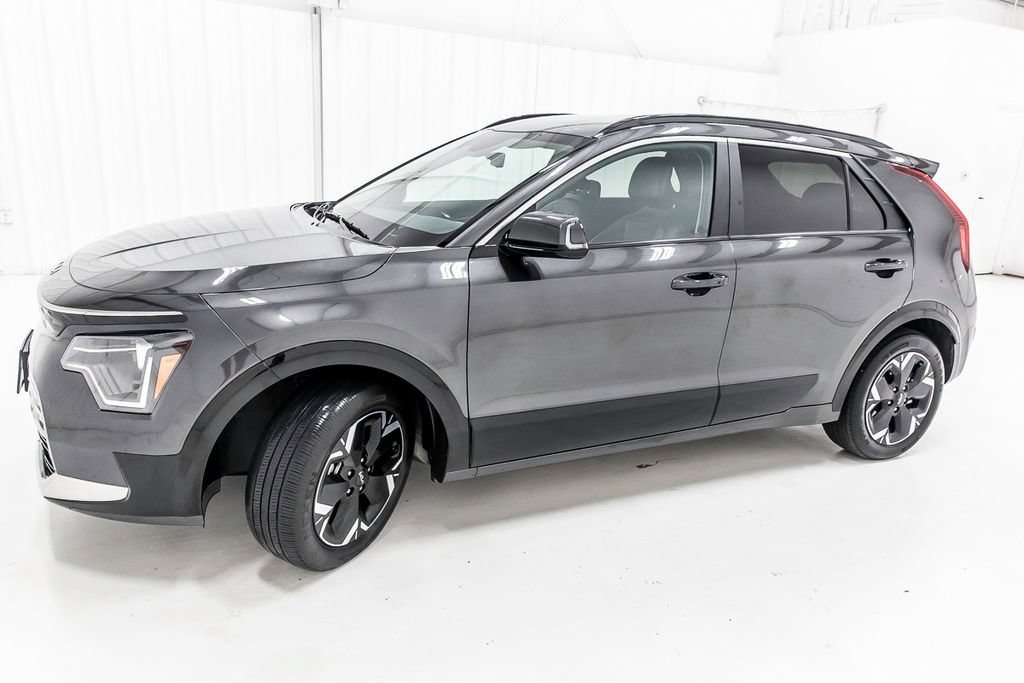 Used 2024 Kia Niro Wind FWD image 3