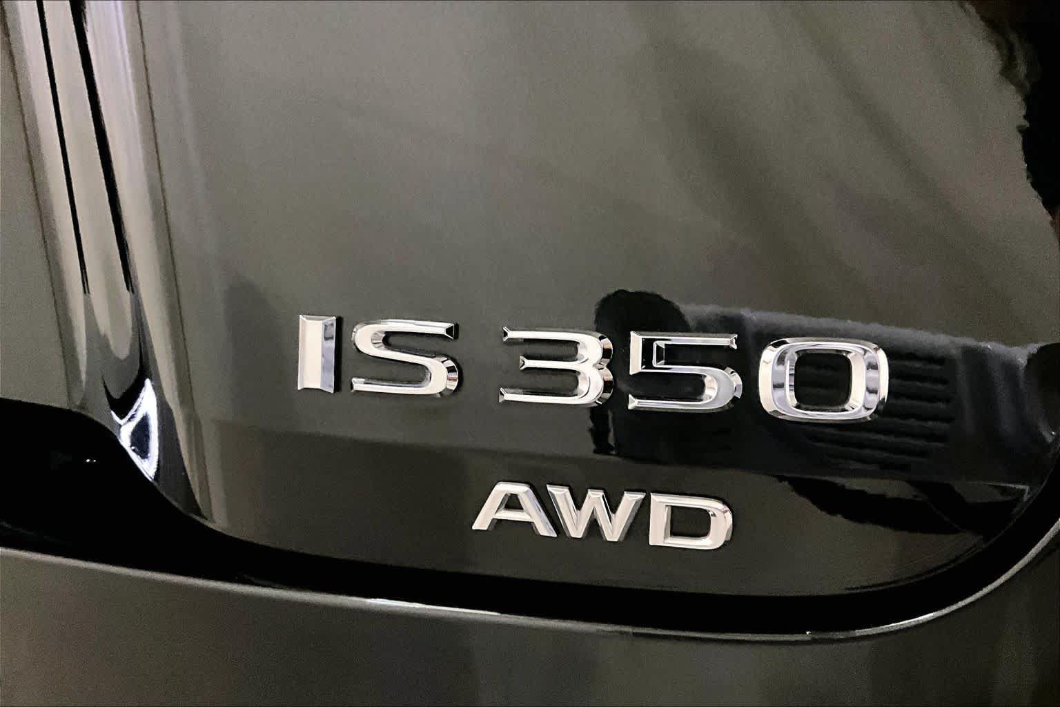 Used 2023 Lexus IS 350 F Sport w/ Memory Package AWD/4WD image 9