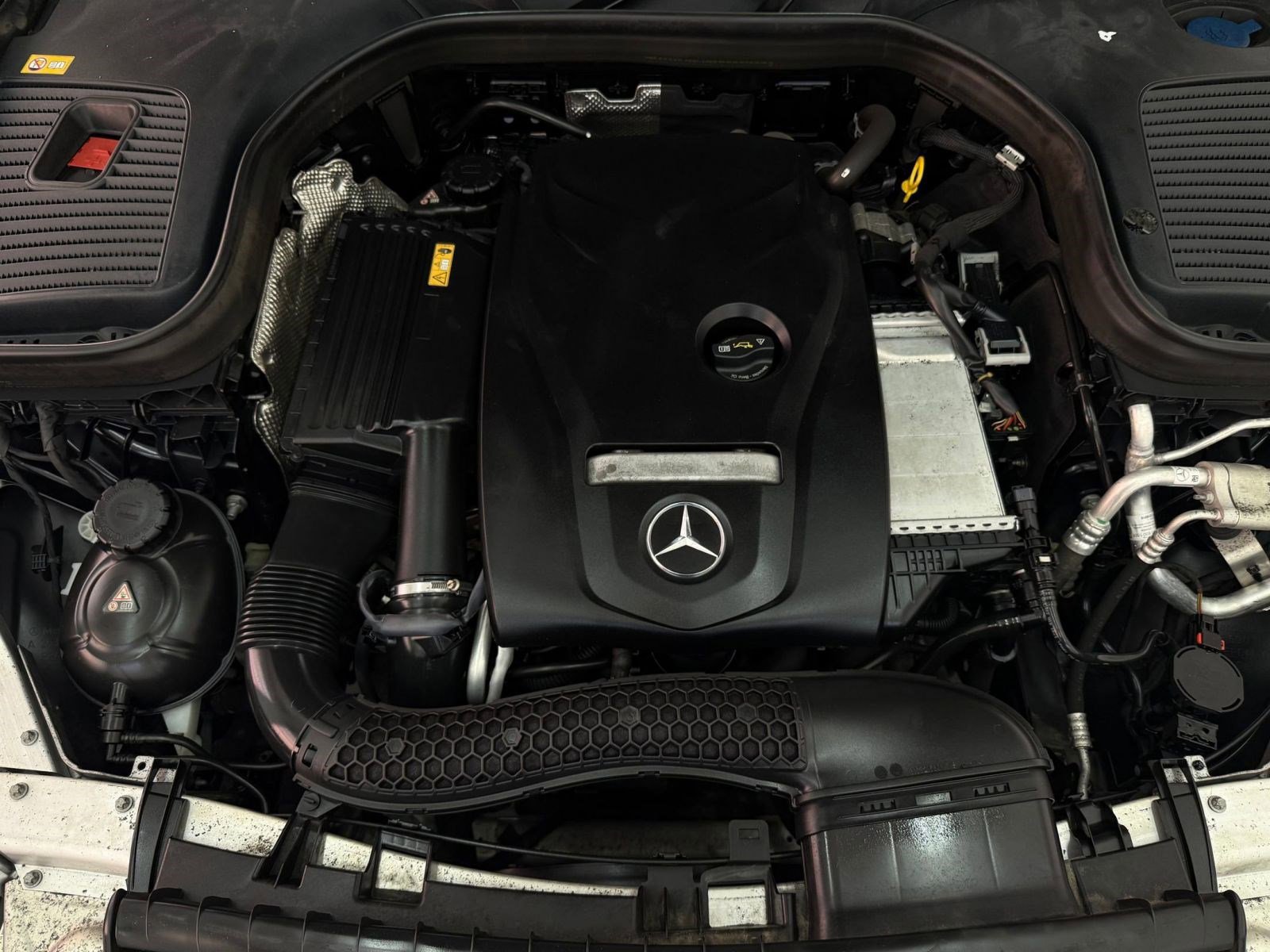Used 2016 Mercedes-Benz GLC 300 image 31