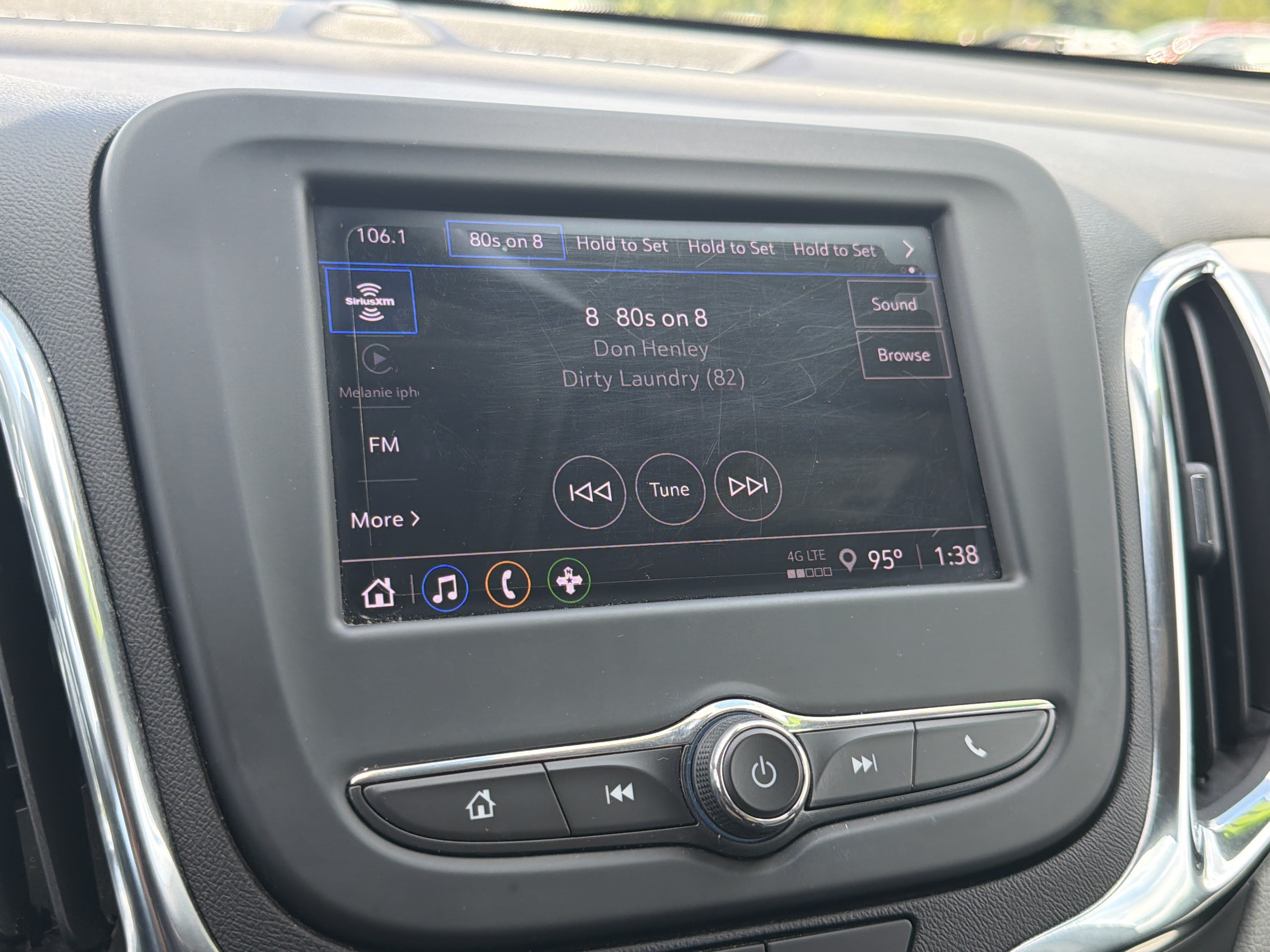 Used 2024 Chevrolet Equinox LS w/ LS Convenience Package FWD image 6