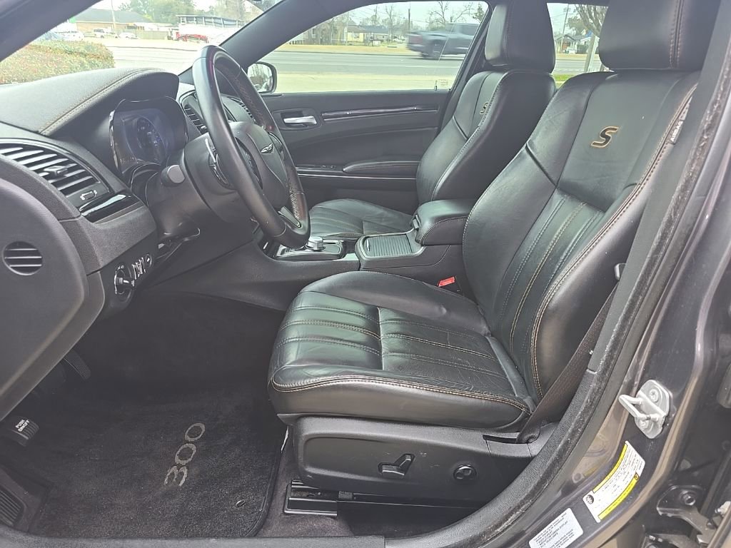 Used 2017 Chrysler 300 S w/ S Model Appearance Package image 13