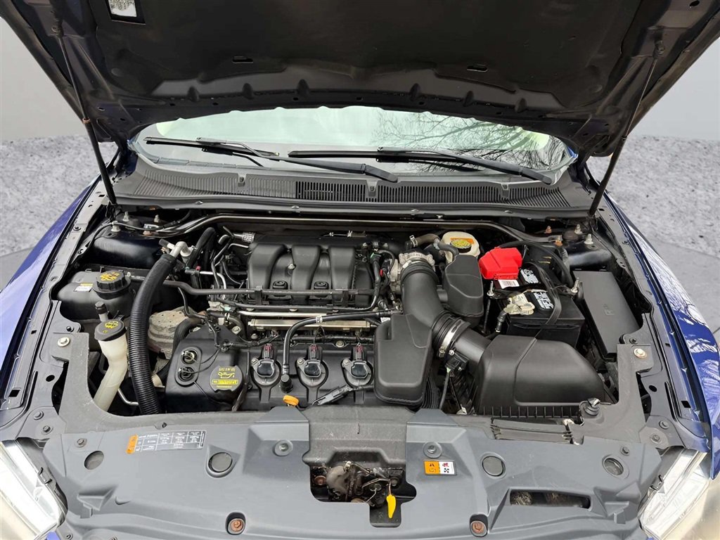 Used 2013 Ford Taurus SEL FWD image 27
