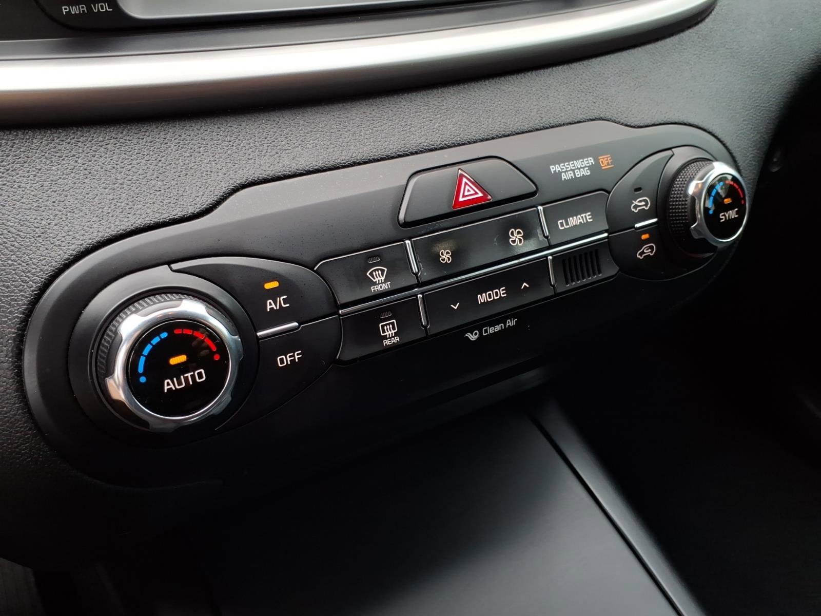 Used 2018 Kia Sorento LX image 20