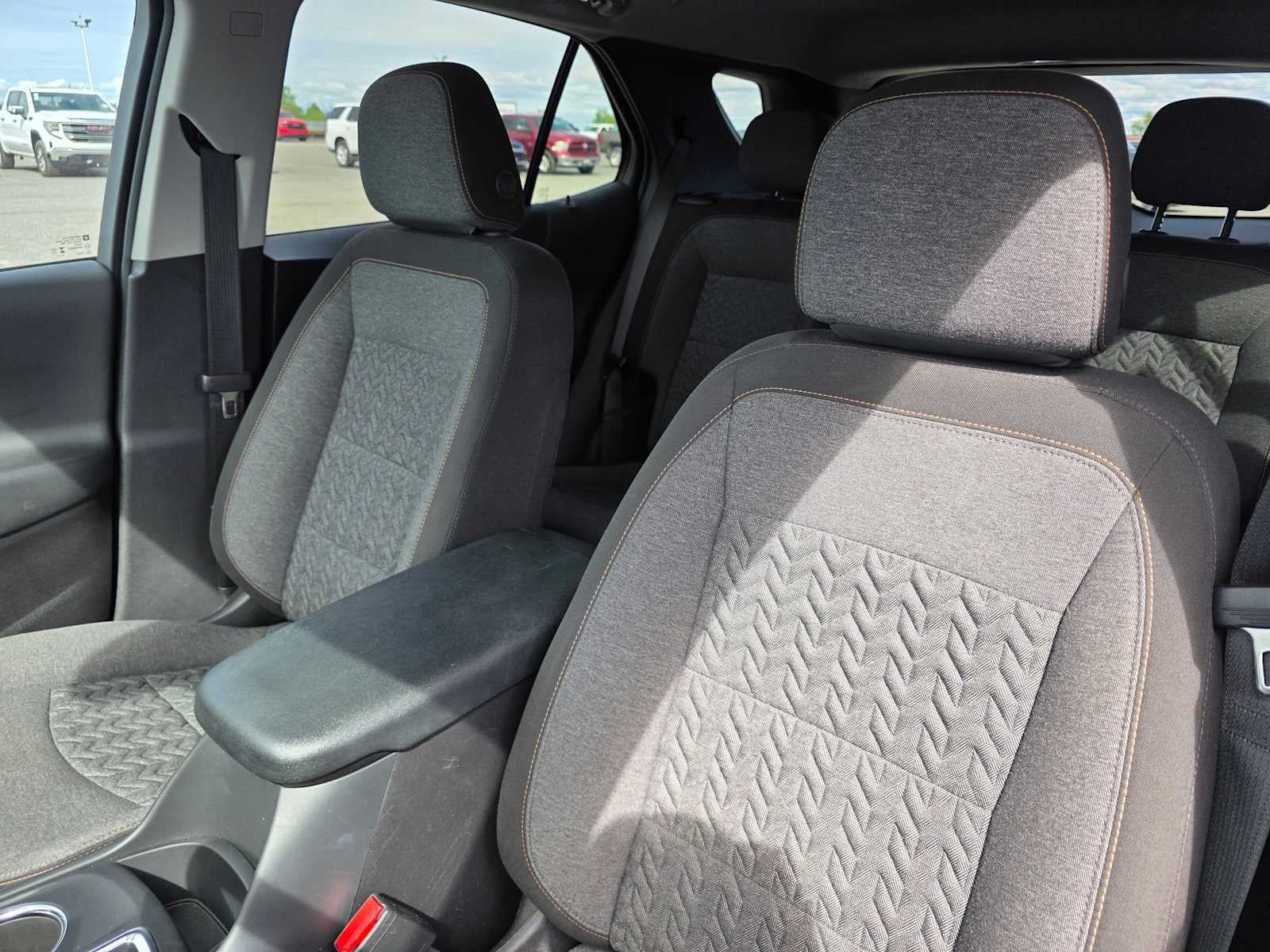 Used 2024 Chevrolet Equinox LT AWD/4WD image 21