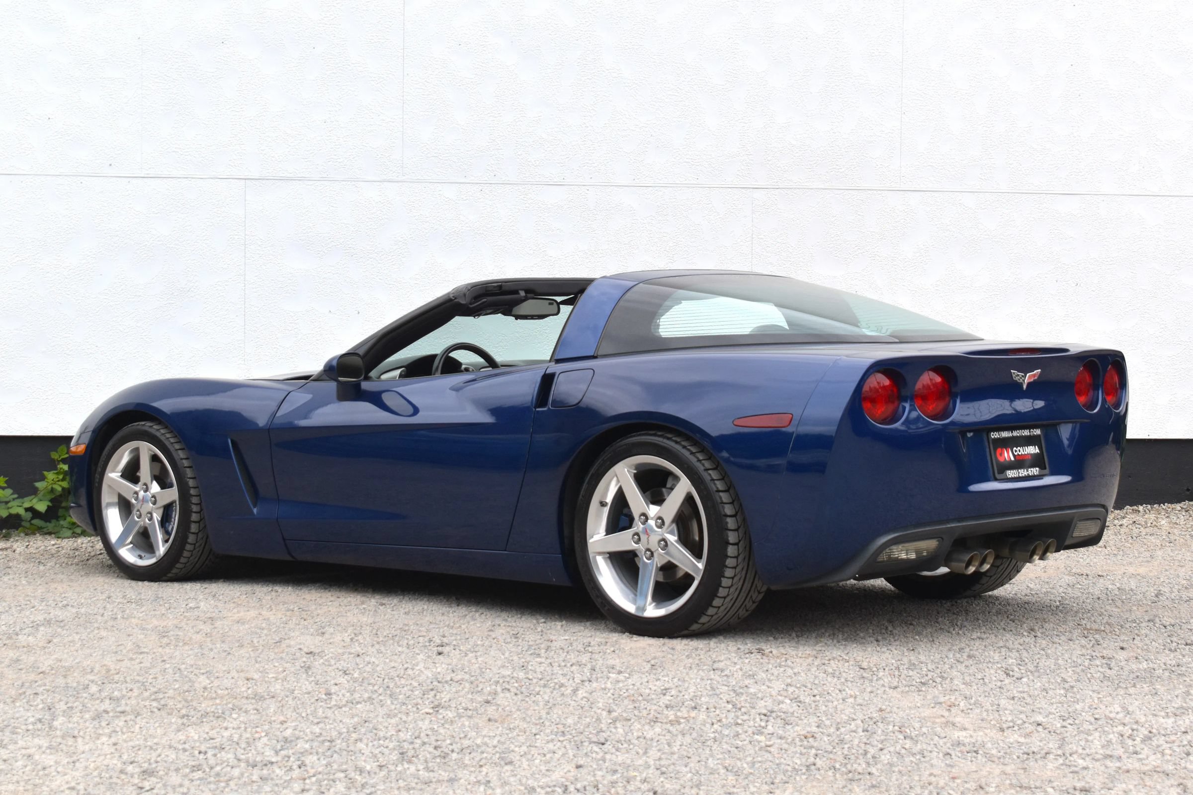 Used 2005 Chevrolet Corvette Coupe w/ Preferred Equipment Group RWD image 54