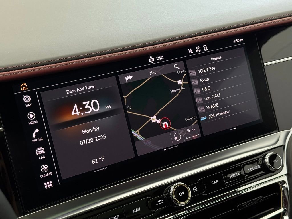 Used 2020 Bentley Flying Spur W12 image 15